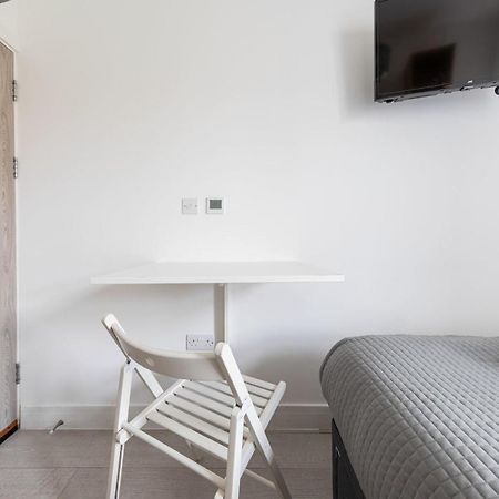 Functional Budget Stay With Wi-Fi And Laundry Facilities Near Tube Station Λονδίνο Εξωτερικό φωτογραφία